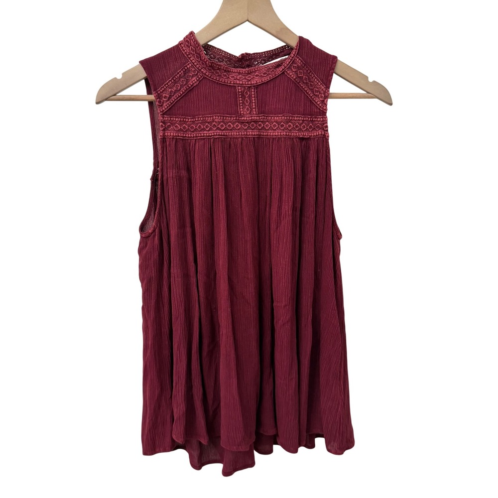 Altar'd State Top Small Burgundy Boho Crochet Lace High Neck Sleeveless Tunic